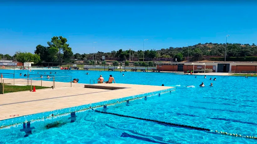 Piscina puerta de Hierro para ir con niños en Madrid